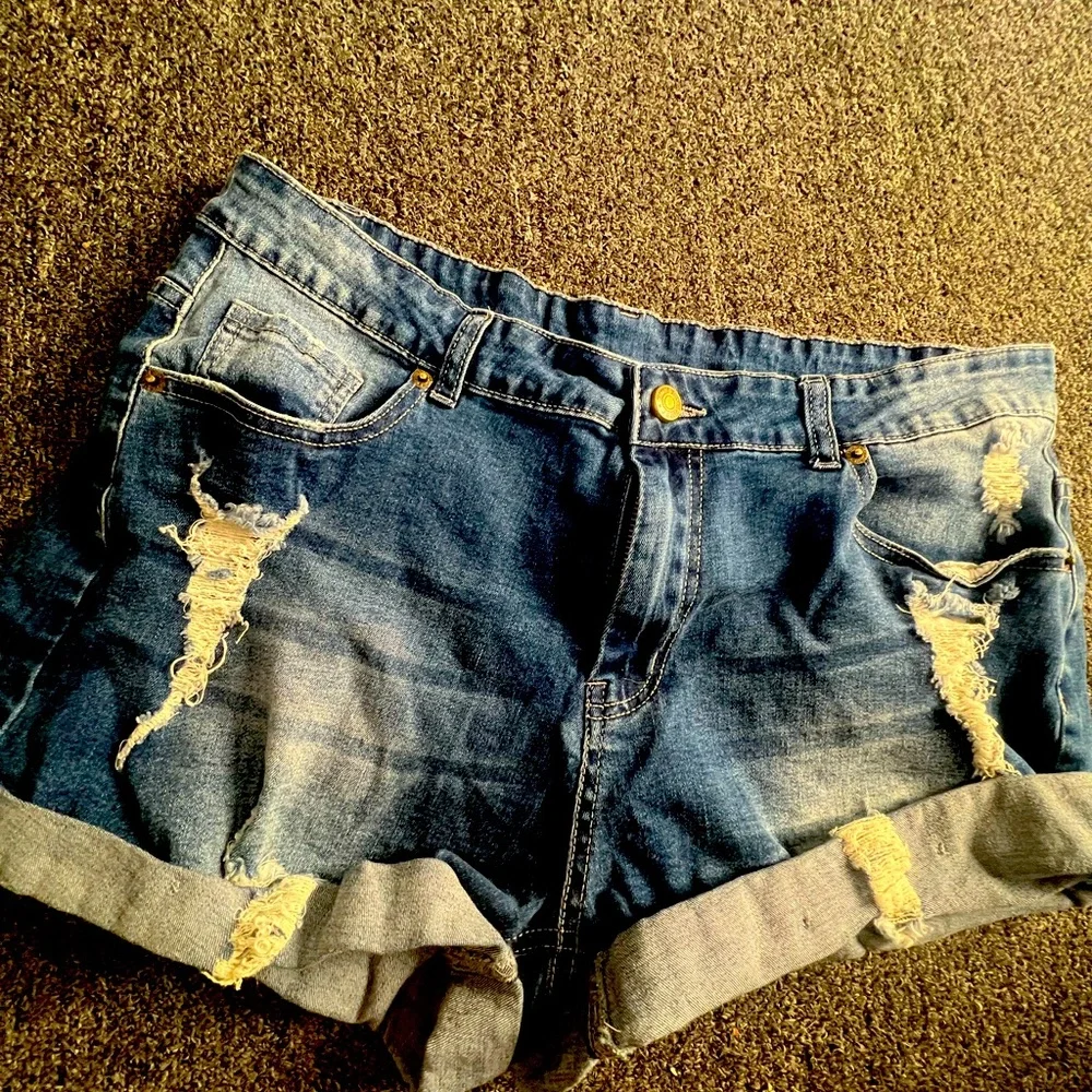 Jean shorts by The Drop Size XL
